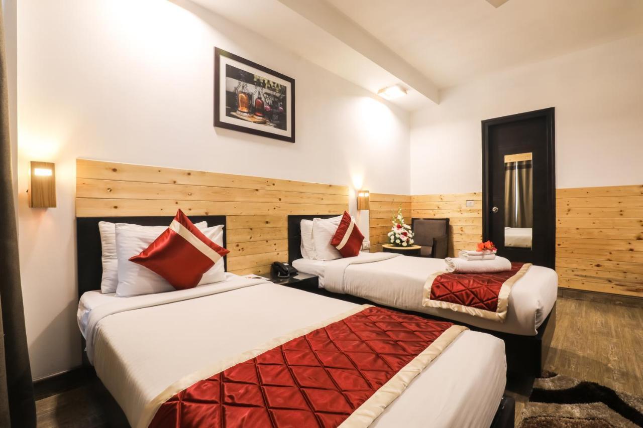 Hotel Siesta Basil - Okhla Nové Dillí Exteriér fotografie