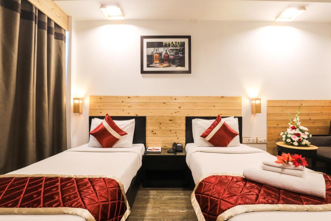 Hotel Siesta Basil - Okhla Nové Dillí Exteriér fotografie