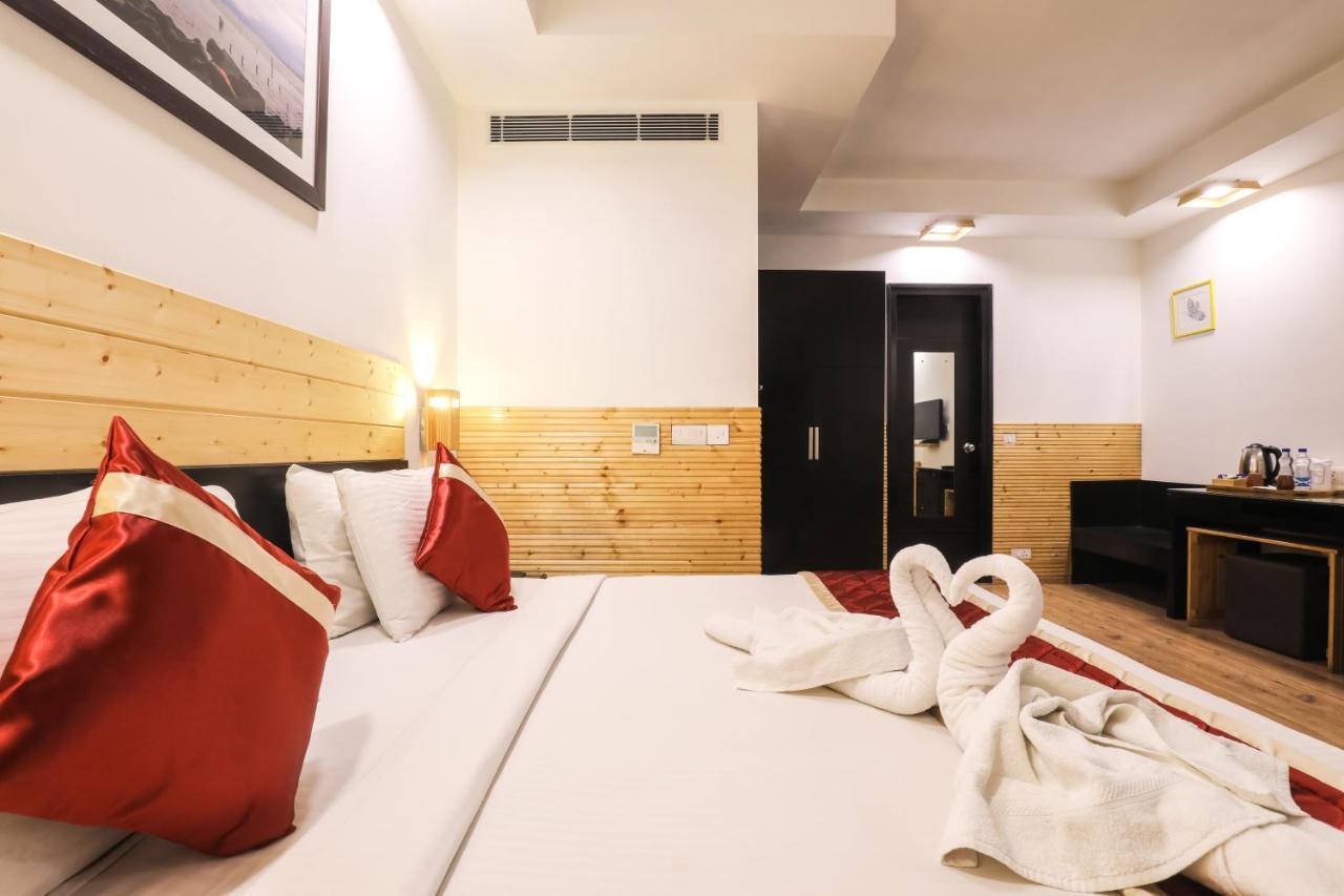 Hotel Siesta Basil - Okhla Nové Dillí Exteriér fotografie