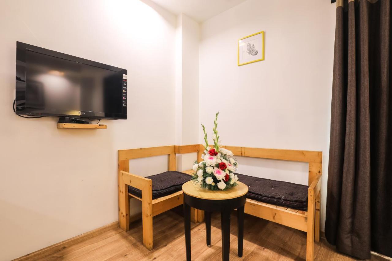 Hotel Siesta Basil - Okhla Nové Dillí Exteriér fotografie